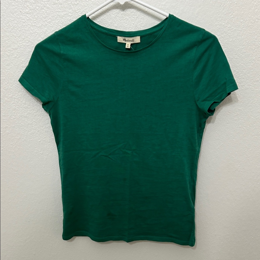 Madewell Essential Slim Tee in Lightweight Cotton, Verdant Green